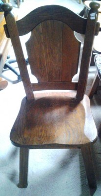 31238. Rusztikus tölgyfa szék.