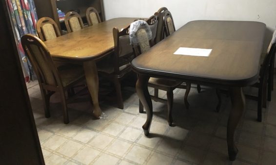D/É29 8 személyes étkező asztal székkel