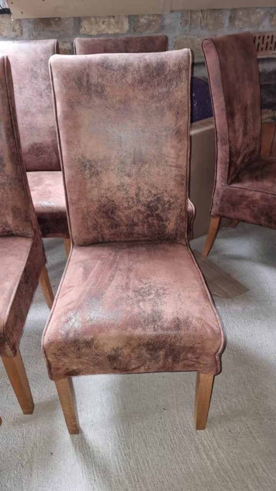 Hasított bőr jellegű szövet székek
