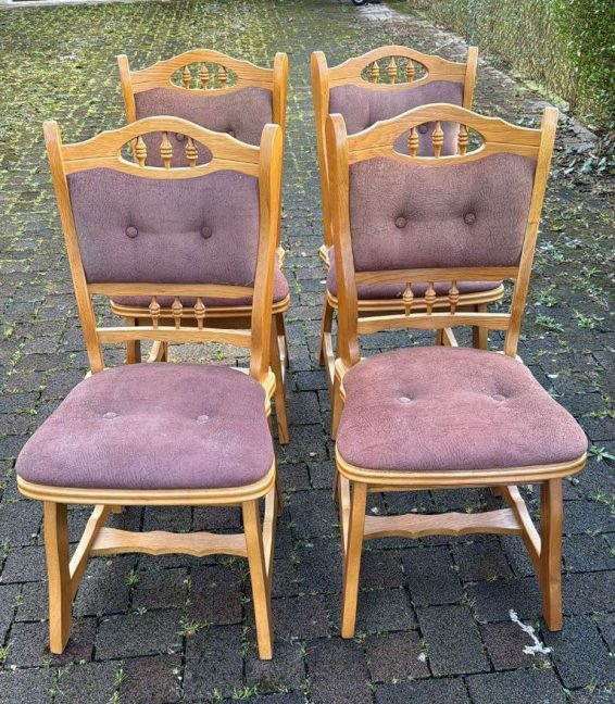 Fa székek mosható kárpittal
